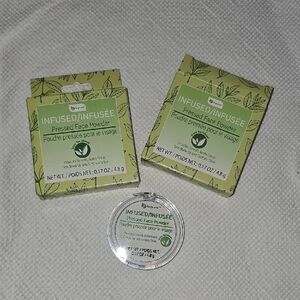 B-pure Infused Pressed Face Powder